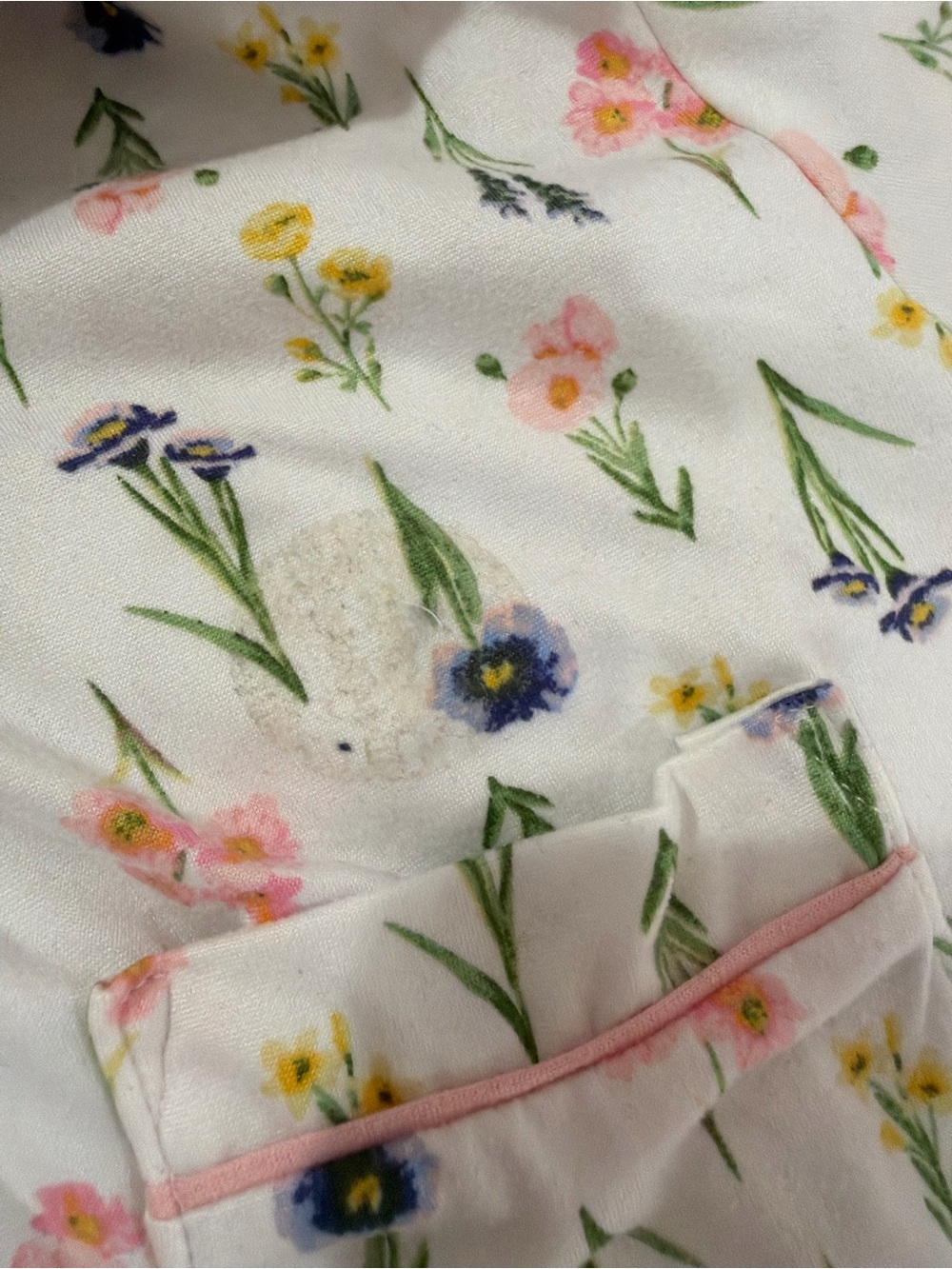 Tahari White Floral Pajama Set with Pink Trim - Picture 5 of 6